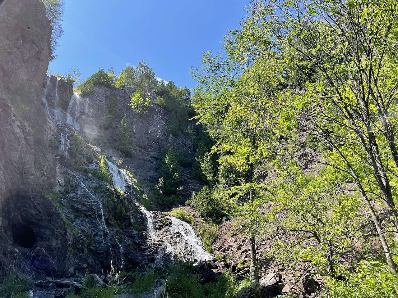 Houghton-Douglass Falls dropping down a sheer rock face into the Hammell Creek gorge in Houghton County, Michigan.