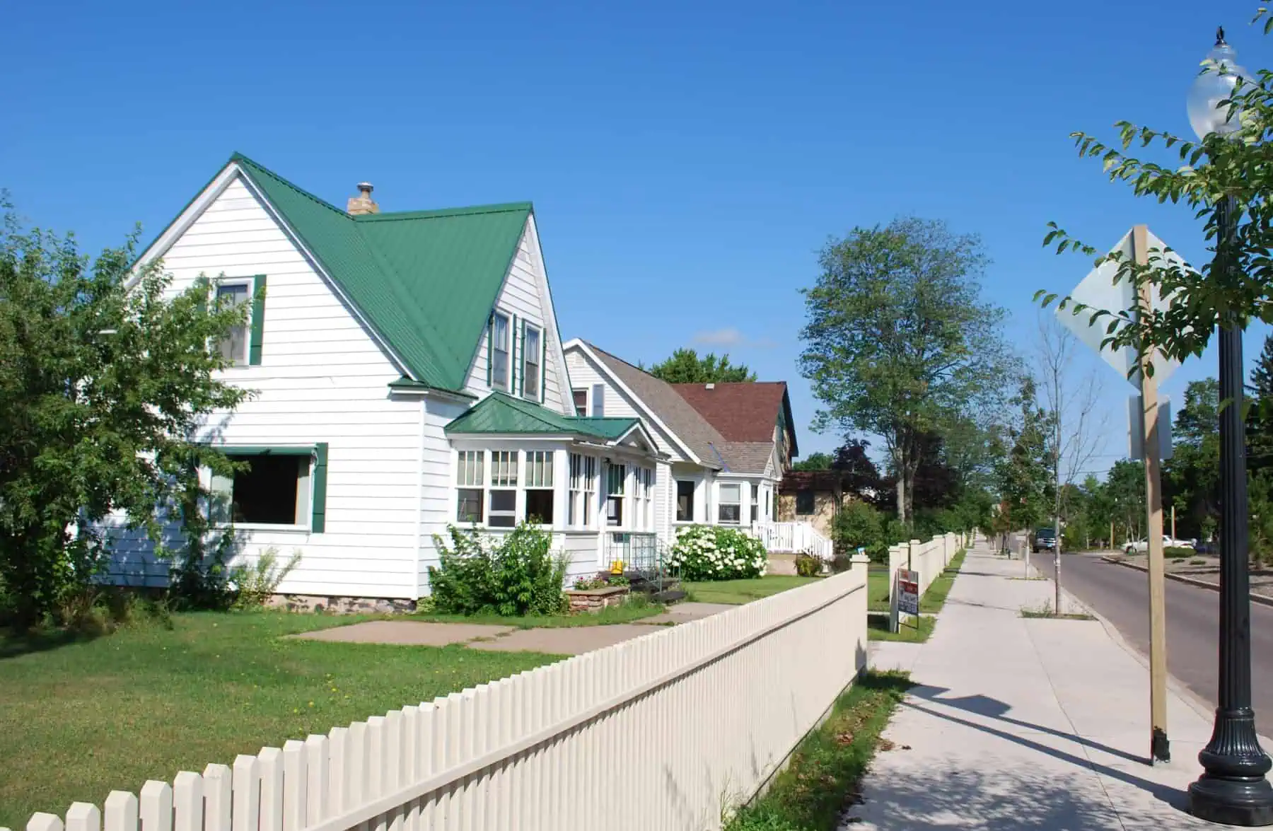 Houses in the Gwinn Model Town Historic District. Photo: Andrew Jameson, via Wikimedia Commons, CC BY-SA 3.0.